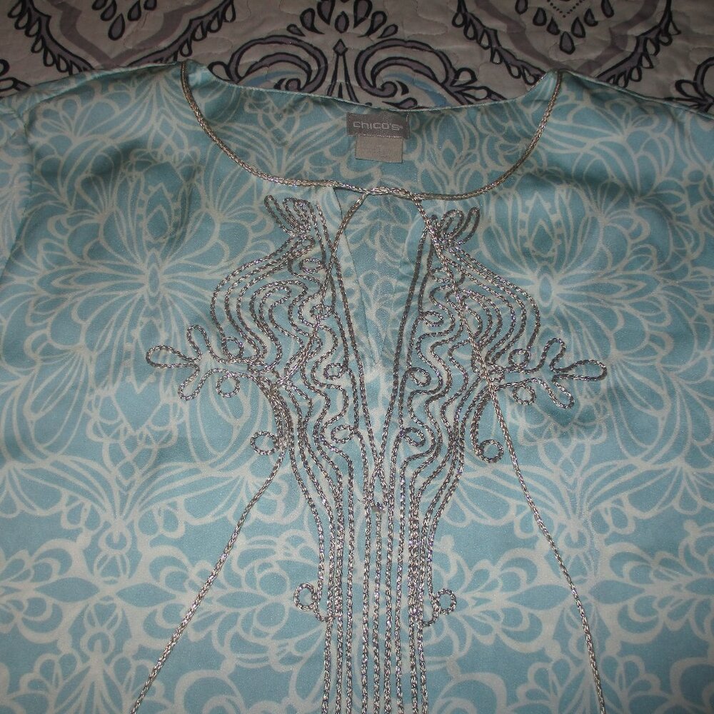 Chicos Split Neck Pullover Tunic Mirrored Scroll … - image 1